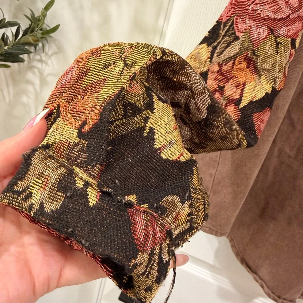 POL Brown Tapestry Button Up Jacket Size L - Picture 8 of 9